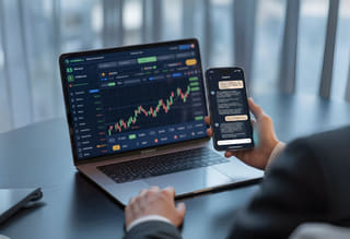 Ilustração do conteúdo sobre inflação e o crescimento do interesse em criptoativos alternativos