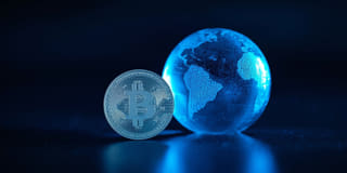 Criptomoeda exibida como um componente dos mercados financeiros mundiais